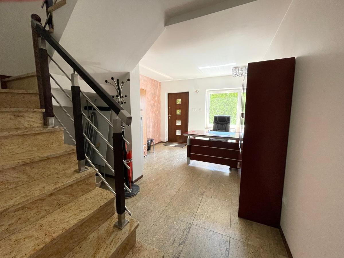 Marble Apartament Замосць Экстерьер фото